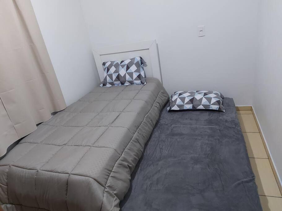 Apartamentos Temporada Vista Do Vale Грамаду Екстериор снимка